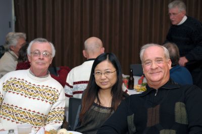 Brian Collingdon, Kimiko Yamada and Mike Lang (Christmas Social, 2009)
Photo by David C Johns
Keywords: 2009