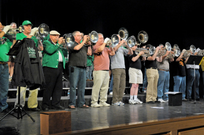 Optimists Alumni rehearsing (Simcoe, 2009) 
Photo by Eric McConachie
Keywords: 2009