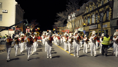Orchard Park Quaker Marching Band? (Brampton Santa Claus Parade, 2010)
Photo by David Johns
Keywords: 2010