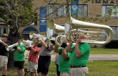 Optimists Alumni rehearsing (Buffalo, 2010)
Photo by David Johns
Keywords: 2010