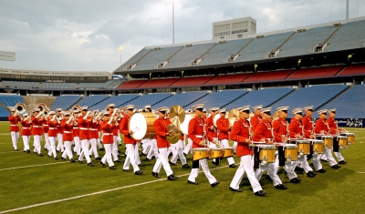 US Marine Drum & Bugle Corps (Buffalo, 2010)
Photo by David Johns
Keywords: 2010