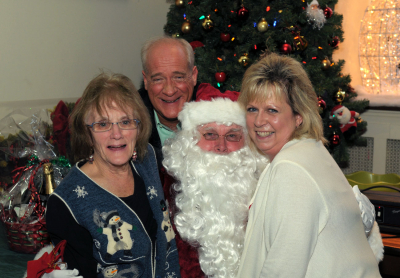 Mary, Mike, Santa and Glenda (Christmas Social, 2010)
Photo by David Johns
Keywords: 2010