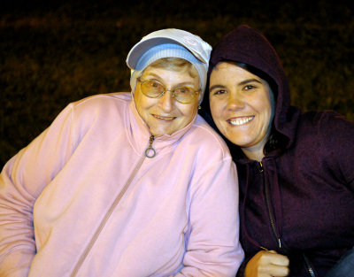 Fran & Shannon Grosvenor (Sam's mother & Daughter) (Rochester, 2010)
Photo by David Johns
Keywords: 2010