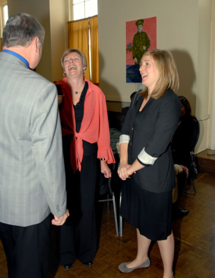 Debi LaPointe with guests (Dick Brown Celebration, 2010)
Photo by Eric McConachie
Keywords: 2010