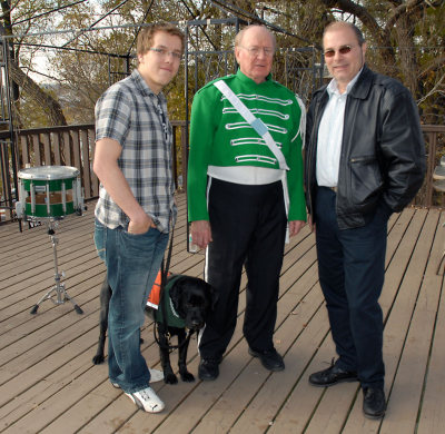 Gaelen Swartz, Lorne Ferrazzutti & John Swartz (Dick Brown Celebration, 2010)
Photo by Eric McConachie
Keywords: 2010