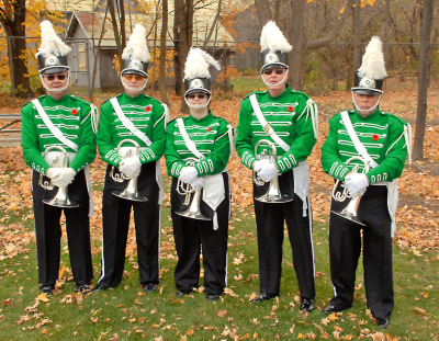 Optimists Alumni Mellophones (Fred Johnson Memorial, 2010)
Photo by Eric McConachie
Keywords: 2010