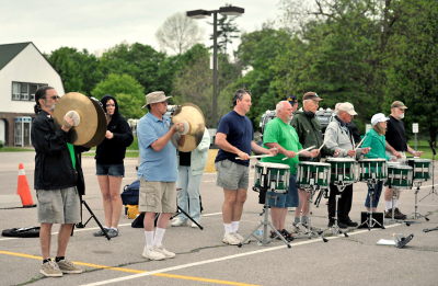 Optimists Alumni rehearsing (Seneca College, 2010)
Photo by Dave Johns
Keywords: 2010
