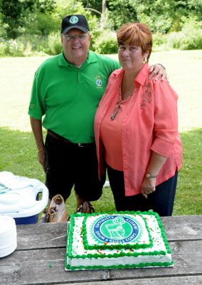 Rick & Sue Robida at the corps picnic (2010)
Photo by David Johns
Keywords: 2010