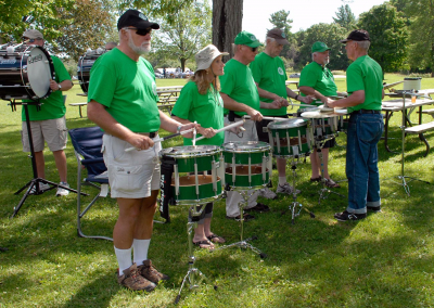 At the corps picnic (2010)
Photo by Eric McConachie
Keywords: 2010