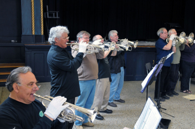 Optimists Alumni rehearsing (Simcoe, 2010)
Photo by David Johns
Keywords: 2010