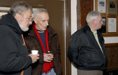 Vern Johansson, Paul Blanchard and Vern Reid (Welland Open House, 2010)
Photo by Eric McConachie
Keywords: 2010