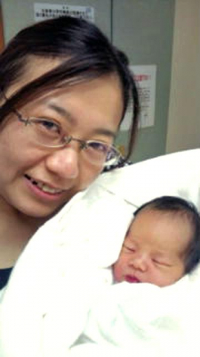 Kimiko Yamada and Her Niece (2010)
Keywords: 2010