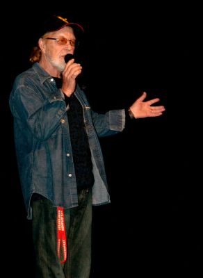 Skip Prokop, Master of Ceremonies (London, 2011)
Photo by Eric McConachie
Keywords: 2011