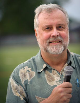Brian Hogan, announcer (Oshawa, 2011)
Photo by David Johns
Keywords: 2011