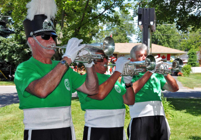 Optimists Alumni warming up (Port Dover, 2011)
Photo by Eric McConachie
Keywords: 2011