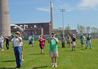 Optimists Alumni rehearsing (Keating Park, 2011)
Photo by Eric McConachie
Keywords: 2011
