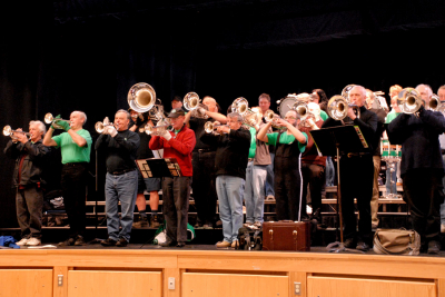 Optimists Alumni Rehearsing (Simcoe, 2011)
Photo by Eric McConachie
Keywords: 2011