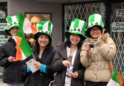Some of the spectators (Toronto St Pats parade, 2011)
Photo by David Johns
Keywords: 2011
