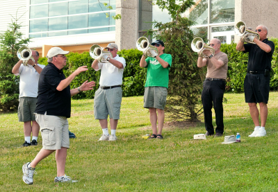 Optimists Alumni warming up (Sudbury, 2011)
Photo by David Johns
Keywords: 2011