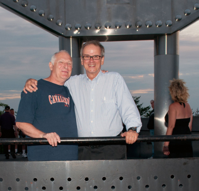 Dave Johns and Bob Carell at the Big Nickel (Sudbury, 2011)
Photo by Eric McConachie
Keywords: 2011