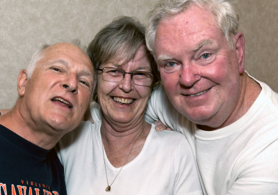 Bob Carell with Ellie Cameron and Bob Rivers of Toronto Signals (Sudbury, 2011)
Photo by David Johns
Keywords: 2011