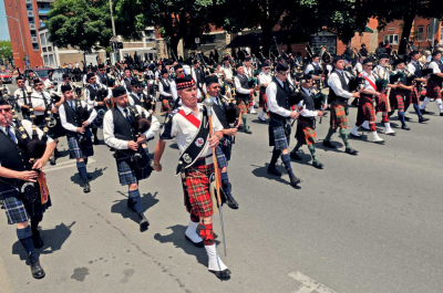 Massed Pipe bands (Welland, 2011)
Photo by David Johns
Keywords: 2011