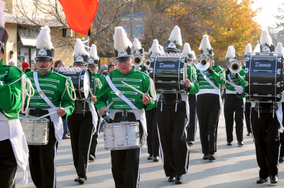 Optimists Alumni (Oakville Santa Parade, 2012)
Photo by Peter McCusker
Keywords: 2012