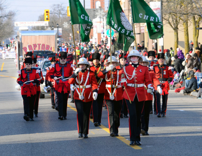 Toronto Signals (Streetsville Santa Parade, 2012)
Photo by Peter McCusker
Keywords: 2012