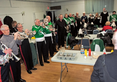 Optimists Alumni and Toronto Signals play at the Legion (Fenelon Falls Santa Parade, 2012)
Photo by Eric McConachie
Keywords: 2012