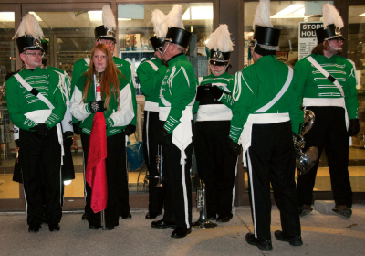 Optimists Alumni hanging out (Fenelon Falls Santa Parade, 2012)
Photo by Eric McConachie
Keywords: 2012