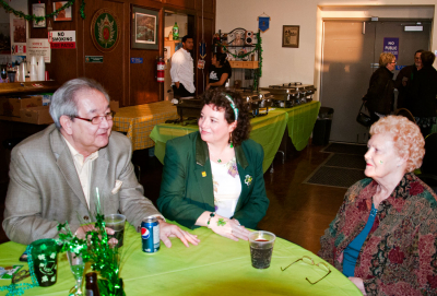 Ron Chong, Sue Hogan and Josie Chong (Wearing of the Green, 2012)
Photo by Eric McConachie
Keywords: 2012
