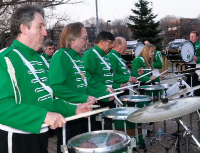 Scott, Jeff, Doug, Lorne and Cindy, Optimists Alumni (Wearing of the Green, 2012)
Photo by Eric McConachie
Keywords: 2012