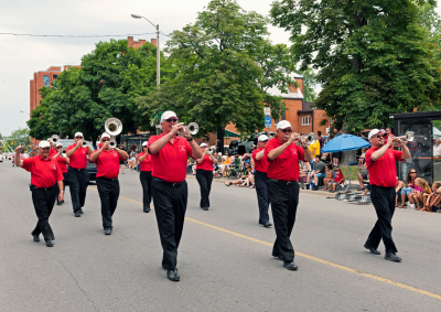 Niagara Militaires Alumni (Welland Rose Festival, 2012)
Photo by David Johns
Keywords: 2012