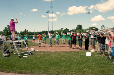 Optimists Alumni rehearsing (Welland, 2012)
Photo by Eric McConachie
Keywords: 2012