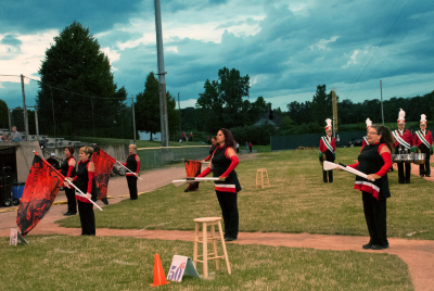 Les Diplomates (Welland Rose Festival, 2012)
Photo by Eric McConachie
Keywords: 2012
