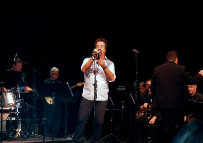 Al Chez Concert (Kitchener, 2013)
Photo by Arris van Dyk
Keywords: 2013
