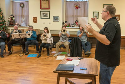Kevin conducting the rehearsal (Christmas Party, 2013)
Photo by David Johns
Keywords: 2013