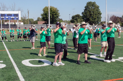 Optimists Alumni rehearsing (Oshawa, 2013)
Photo by Eric McConachie
Keywords: 2013