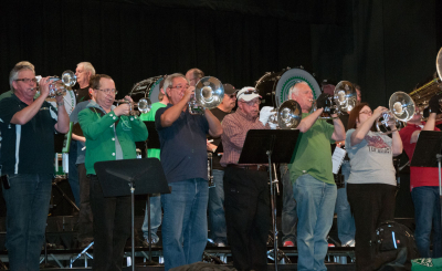 Optimists Alumni rehearsing (Simcoe, 2013)
Photo by Eric McConachie
Keywords: 2013