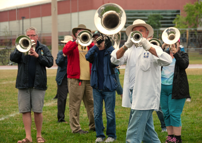 Optimists Alumni rehearsing (Sudbury, 2013)
Photo by Eric McConachie
Keywords: 2013