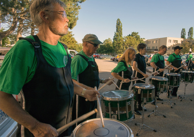 Optimists Alumni rehearsing (Waterloo, 2013)
Photo by David Johns
Keywords: 2013