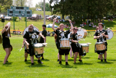 MM Robinson Drumline (Woodstock, 2013)
Photo by Eric McConachie
Keywords: 2013