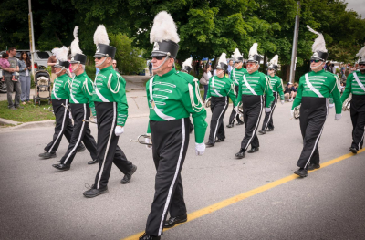 Optimists Alumni in parade (Highland Creek, 2014)
Photo by David Johns
Keywords: 2014