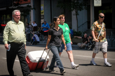 Vern, Monica, Laurie and Dougie, Optimists Alumni water bearers (Lions International Parade, Toronto, 2014)
Photo by Eric McConachie
Keywords: 2014