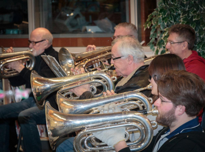 Barry, Dave, Frank, Brian, Sarah & Matt (80th BDs, 2014)
Photo by Frans Rood
Keywords: 2014