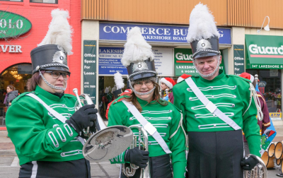 Heather Hyslop, Pat Buttigieg and Vern Reid (Oakville Santa Claus Parade, 2014)
Photo by David Johns
Keywords: 2014