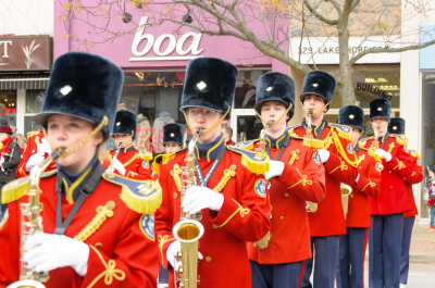Burlington Teen Tour Band (Oakville Santa Claus Parade, 2014)
Photo by Eric McConachie
Keywords: 2014