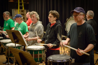 Optimists Alumni rehearsing (Humber College, 2014)
Photo by David Johns
Keywords: 2014