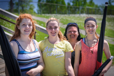 Melinda with her crew (May 31, 2014)
Photo by David Johns
Keywords: 2014
