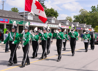 Optimists Alumni (Highland Creek Parade, 2015)
Photo by David Johns
Keywords: 2015